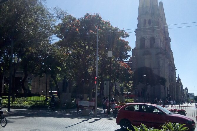 Taco, Torta and Lonche Tour in the Historic Center of Guadalajara - Exploring the Historic Landmarks of Guadalajara’s Downtown