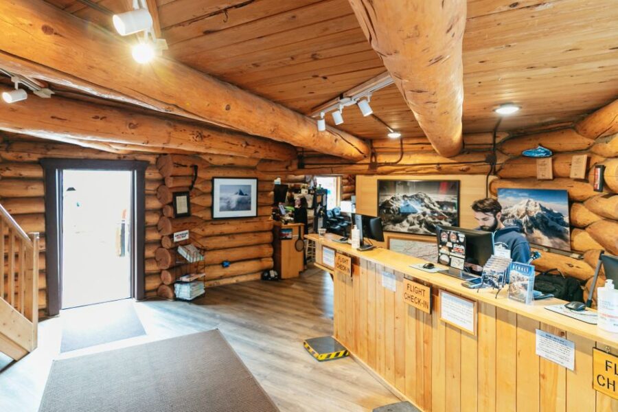 Talkeetna: Grand Denali Flight with Optional Glacier Landing - The Aircraft and Seating Experience