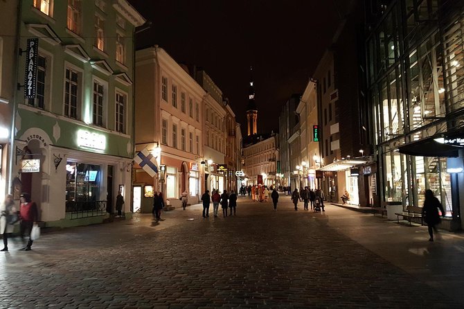 Tallinn Ghost Tour - Starting at Müürivahe & Viru: Meeting Point for the Haunted Walk