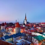 Tallinn Sightseeing Tour by Coach and Foot - Kadriorg Park and Kadriog Palace