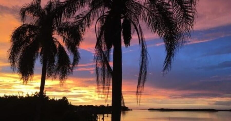 Tampa: Hillsborough River Evening Boat Tour Up to 13 people - Iconic Downtown Tampa Sights from the Water