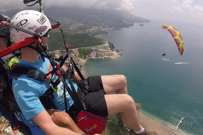 Tandem paragliding in Budva - Stops Included in the Tour