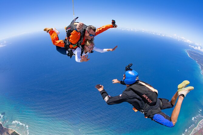 Tandem Skydiving with GoJump in Hawaii - Meeting Point at Hyatt Regency Waikiki Beach Resort
