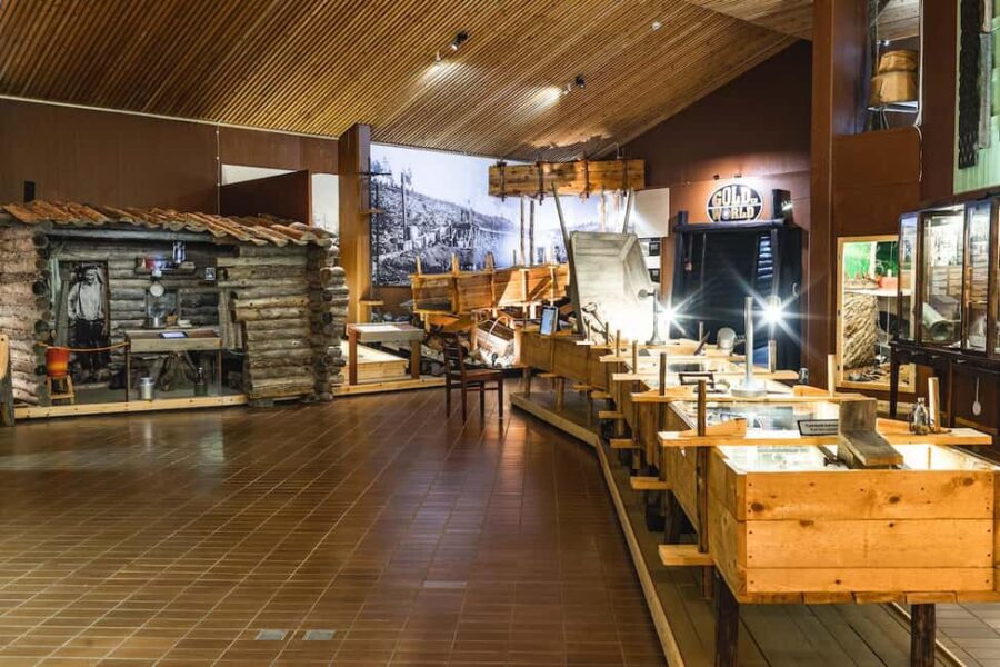 Tankavaara: Gold Museum Entry Ticket - The Outdoor Museum: Prospectors’ Huts and Machinery
