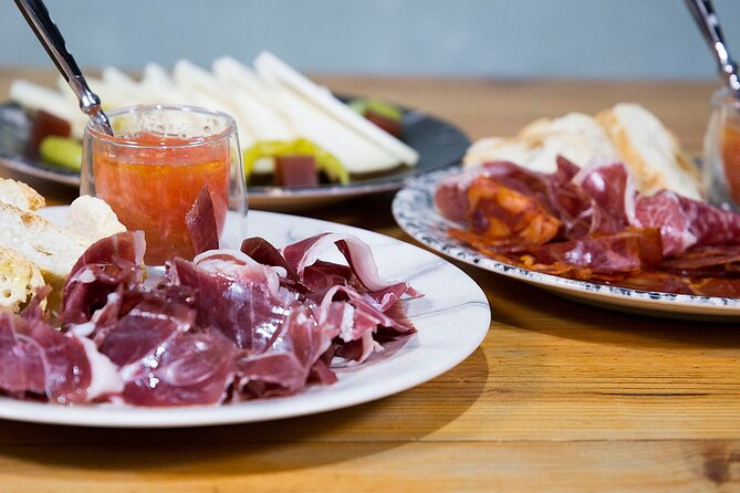 Tapas Dinner and Flamenco Show in Valencia - Discover the Intensity of Valencia’s Flamenco Scene