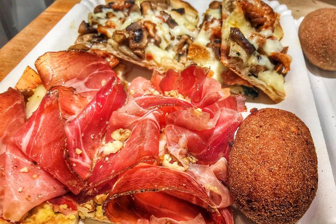 Tasty Roman Dinner Food Tour around Piazza Navona, Campo Marzio & Jewish Ghetto - Exploring the Historic Jewish Ghetto and Tasting Fried Artichokes