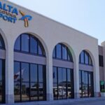 Taxi from Valletta /St. Julians /Sliema / Gzira to Malta Airport - How the Driver Helps with Your Luggage