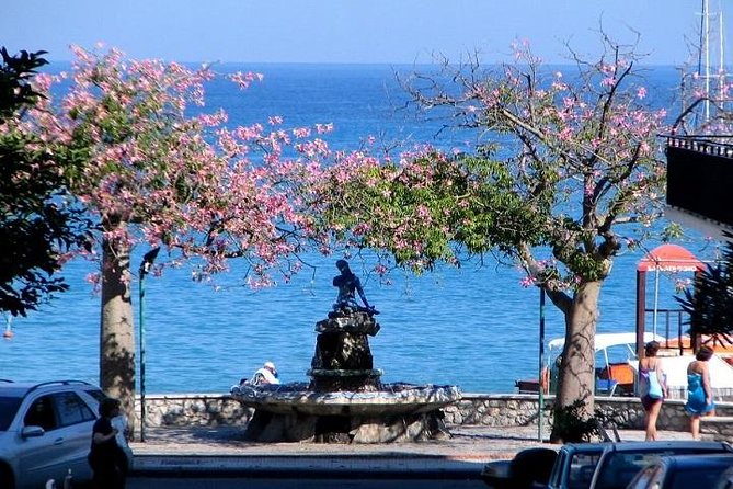 Taxi Giardini Naxos - Convenient and Flexible Pickup in Taormina