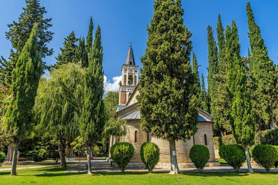 Tbilisi: Chronicle of Georgia, Bodbe & Sighnaghi Tour - Starting Point and Overall Structure of the Tour
