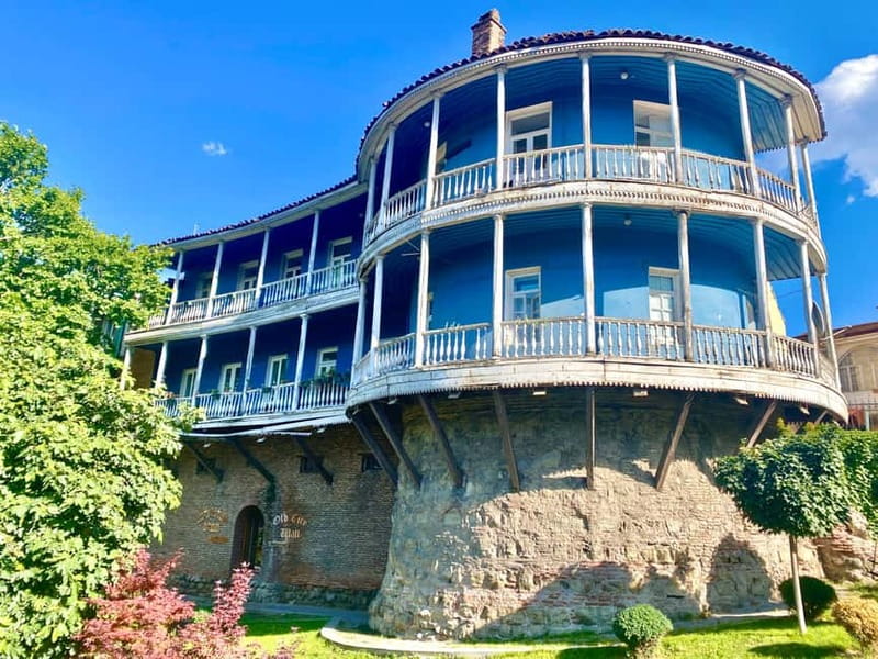 Tbilisi old town (Sololaki) 4 hours private walking tour - Exploring Shavteli Street and the Gabriadze Clock Tower