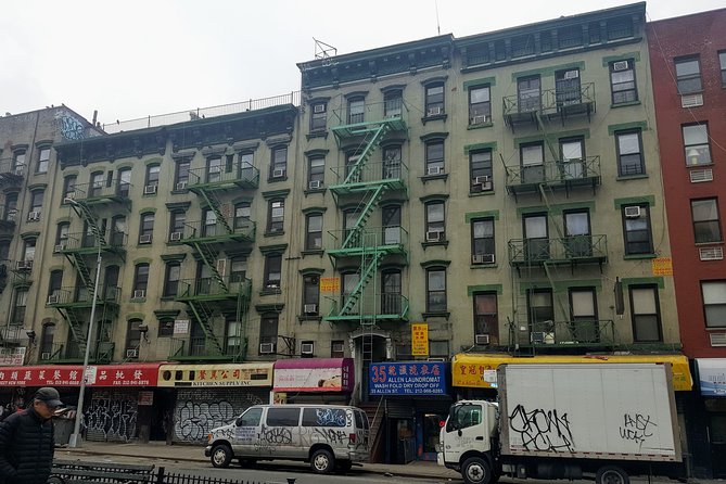 Tenement History and Immigrant Life in the Lower East Side - The Heart of the Tour: Tenements Along the Lower East Side