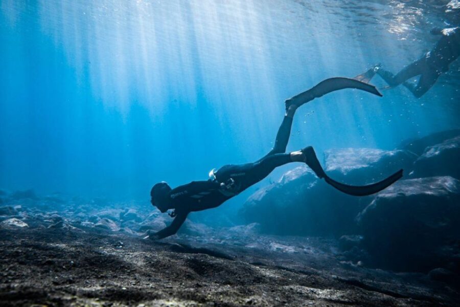 Tenerife : Snorkeling underwater with freediving Instructor - Meet at Radazul Beach: The Starting Point for Your Underwater Adventure