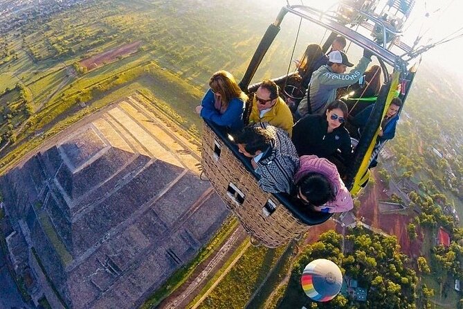 Teotihuacan Balloon ride + Transportation + Breakfast + Pyramids - Transportation and Logistics at Teotihuacan