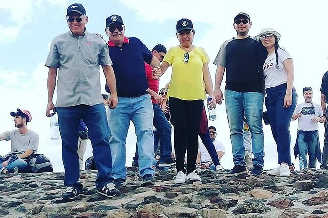 Teotihuacán Pyramids Day Tour From Mexico City - Cultural and Artisan Stops at La Ciudadela Market