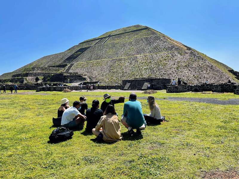 Teotihuacan Pyramids & lunch at my Grandma's house - Pickup and Transportation Details for a Smooth Journey