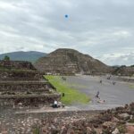 Teotihuacan Pyramids VIP Tour without Commercial Stops - Visiting the Zona Arqueológica de Teotihuacan