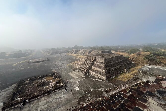Teotihuacan Pyramids without Shops and Stops - Climb the Temple of the Feathered Serpent and Pyramid of the Moon