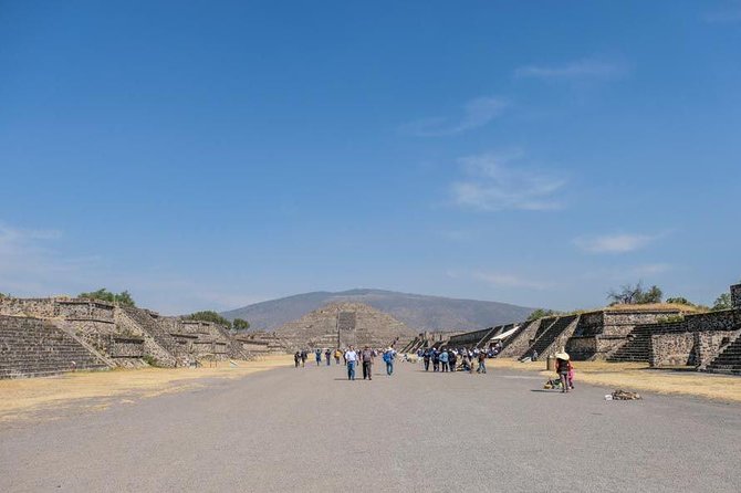Teotihuacan, Shrine of Guadalupe & Tlatelolco Day Tour - Logistics and Comfort During the Tour