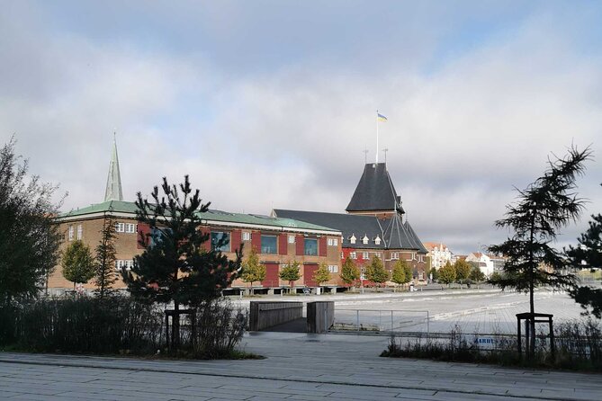The Ancient Viking Stronghold of Aros: A Self-Guided Audio Tour in Aarhus - Exploring Denmark’s Longest Basilica: Aarhus Cathedral