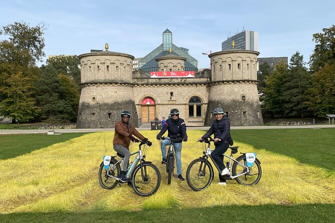The Best of Luxembourg City Guided E-bike Tour - Iconic Luxembourg Landmarks Along the Route