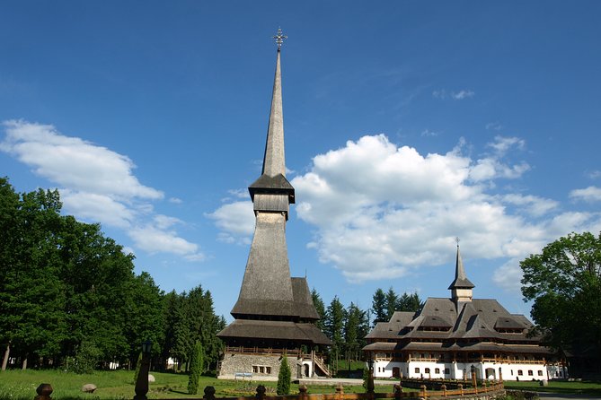 The Best of Maramures in One Day - Visiting the Merry Cemetery with Its Colorful Tombstones