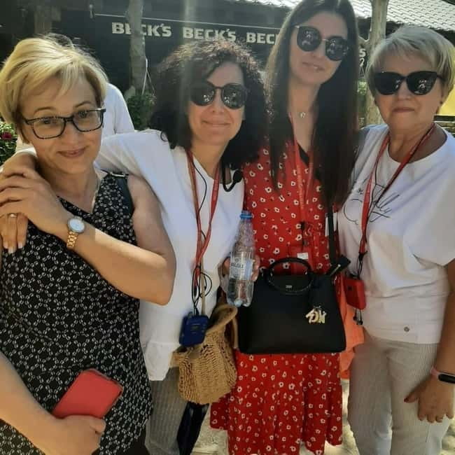 The Best of Sarajevo in Polish. Grand Walking Tour. - Visiting Sarajevo City Hall and Its Significance