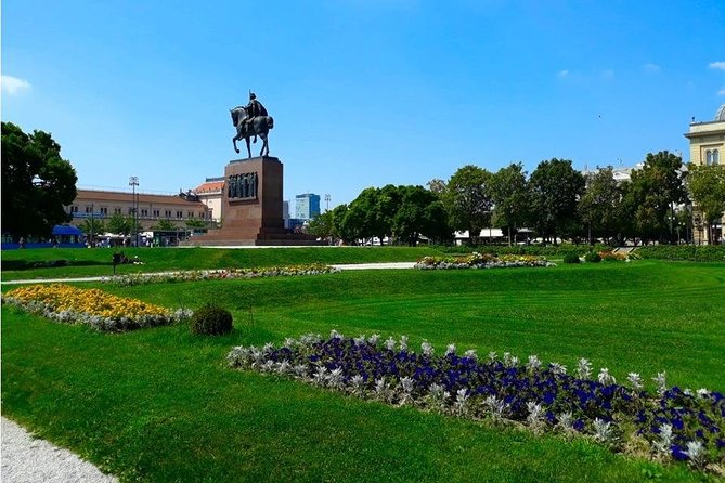 The Best of Zagreb Private Walking Tour - Exploring the Lively Dolac Market: The City’s Gastronomic Heart