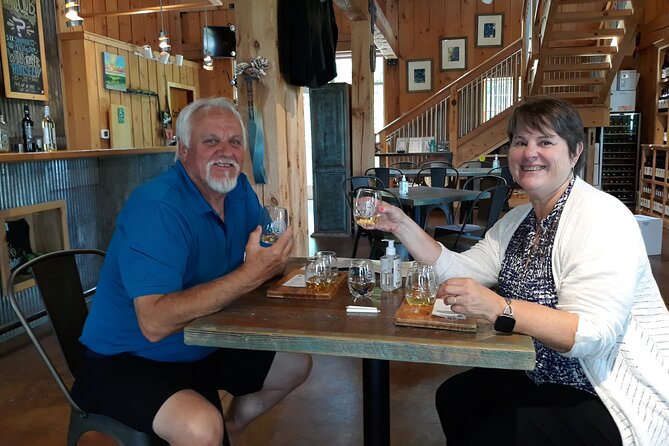 The Classic Sedona Wine Tour - Tasting at Page Springs Cellars and Cove Mesa