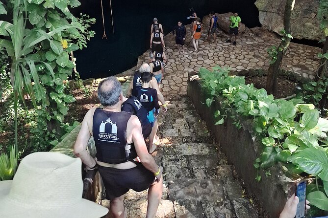 The day your way Custom Van Ride, For 8 Passengers. - Why Choose a Private, Custom Tour in Merida?