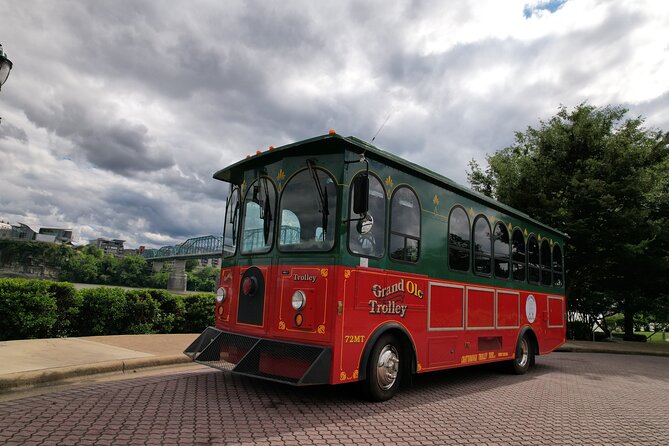 The Flash: 1 Hour City Tour - Visiting Chattanooga Choo Choo and Its Historic Significance