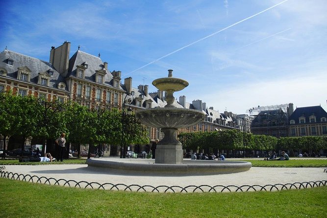 The History of Paris: Historical Le Marais Private Tour - Exploring the Iconic Place des Vosges and Victor Hugo’s House