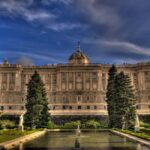 The Most Complete Tour of Madrid: Austrias, Cathedral, Palace - Local Guides - Discover the Symbolic Bear & Strawberry Tree Statue