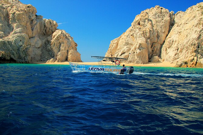 The Official Clear Boat to the Arch-Cabo´s Iconic tour experience - The Tour Experience and Landmarks