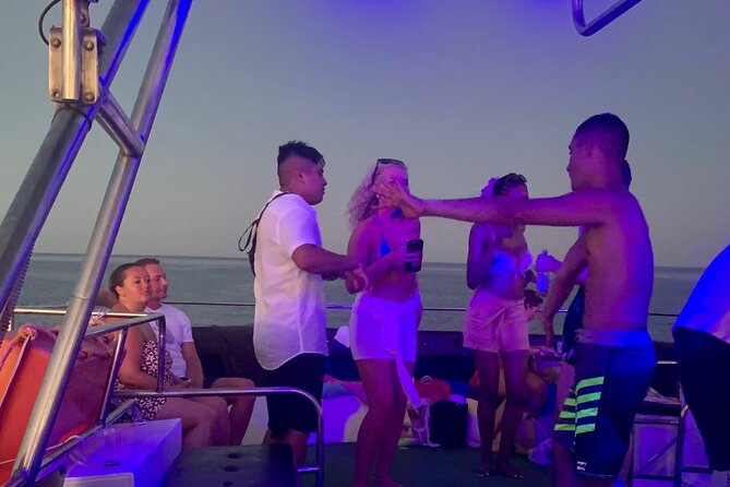 The Original 80/90's & DJ Sunset Cruise - ADULTS 16+ - The Iconic 80s/90s Music and DJ Fire Mike