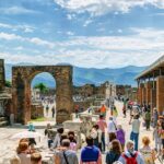 The real life in the old Pompeii tour with Archaelogical Guide All Inclusive - Highlights of Pompeii’s Main Villas and Temples
