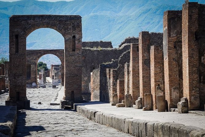 the splendour of Pompeii ruins with pompeii guide - Seamless Transportation from Naples to Pompeii