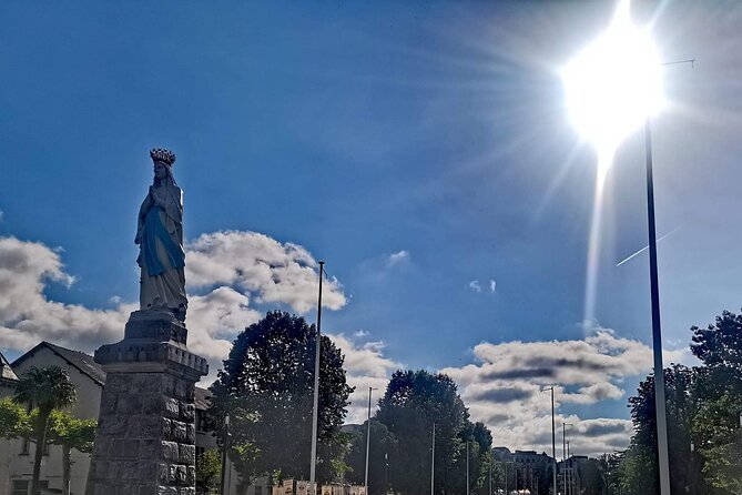 The Story of Lourdes Walking Tour IN ENGLISH - Exploring the Sanctuaries of Our Lady of Lourdes