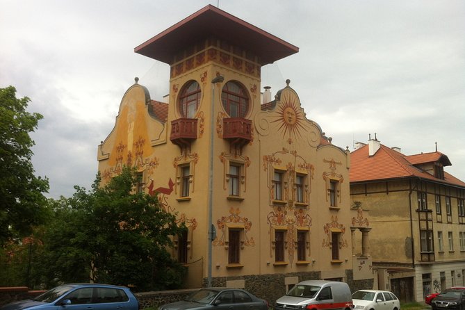 The Ultimate Prague History Tour - Starting at Novy Svet: Avoiding Crowds and Discovering the New World