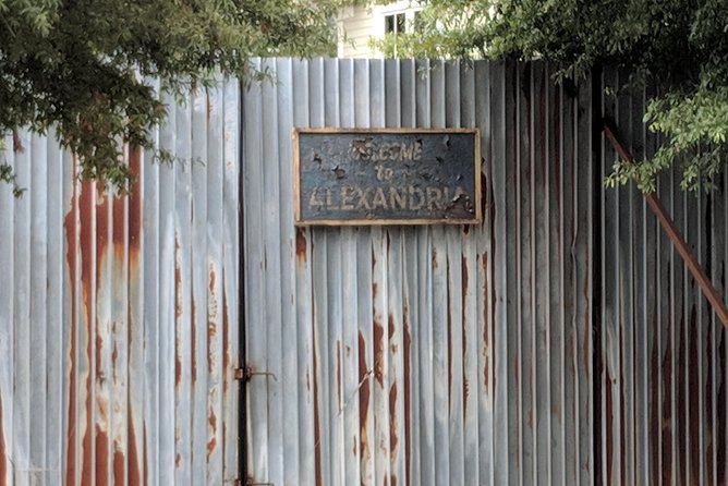 The Walking Dead: Private Film Locations Tour of Senoia - Iconic Atlanta Landmarks and the Film Scene