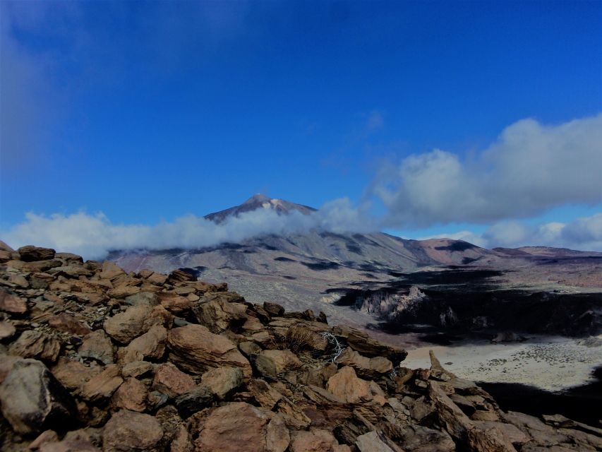 The Wow Factor Walk - Navigating Forest Trails and Barranco Crossings