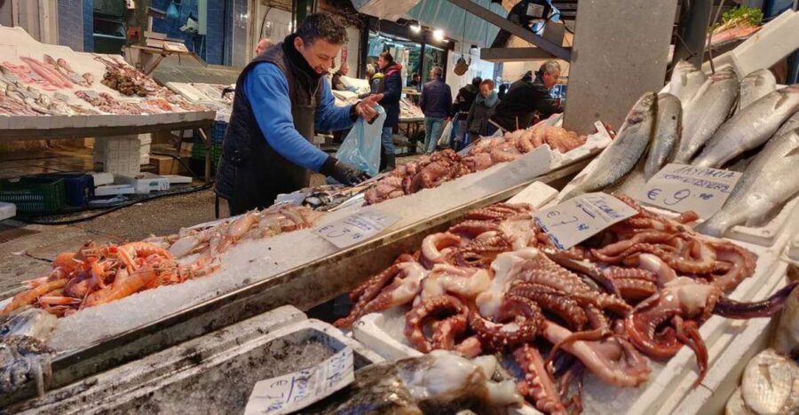 Thessaloniki: Guided Walking and Food Tour with Drinks - Meeting at Thessaloniki Harbor: Easy and Convenient