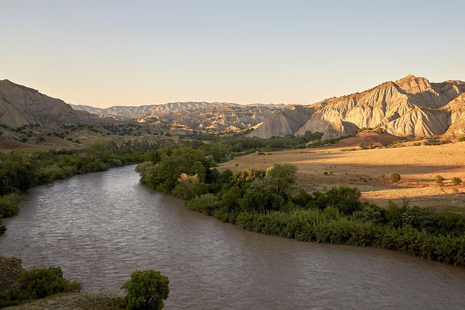 Three day hiking tour to Kakheti region with two overnight stays in Sighnaghi - Exploring David Gareja Monastery Complex