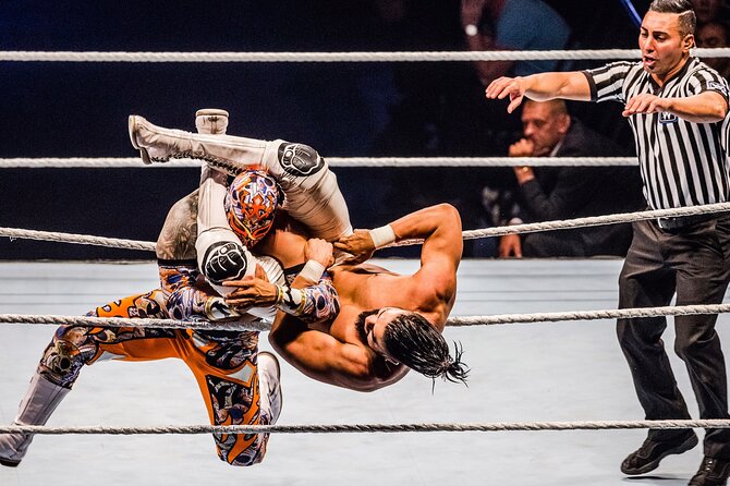 Ticket to Wrestling Show without lining up - The Venue and Atmosphere of the Wrestling Show