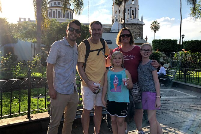 Tlaquepaque and Tonala Private Full-Day Tour - Exploring Tlaquepaque’s Artistic Streets