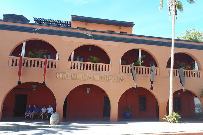 Todos Santos Tour - Discovering the Old Architecture of Todos Santos