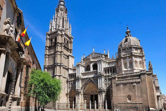 Toledo and Segovia Day Trip from Madrid - Traveling in Style: Coach Transportation in Comfort