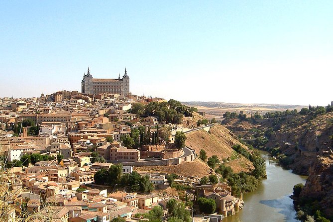 Toledo Highlights Tour for Explorers from Madrid - Discovering Iconic Monuments and Architecture