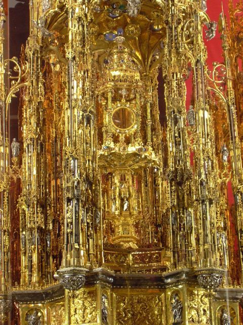 Toledo: Private Monuments Walking Tour with Monument Entry - Starting Point: Zocodover Square in the Heart of Toledo