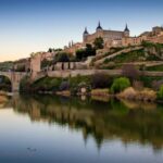 Toledo: Three Cultures Walking Tour in Spanish - Meeting Point and Tour Duration