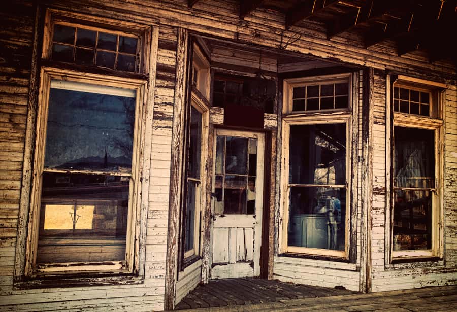 Tombstone: Dead Men's Tales Walking Tour - Exploring Tombstone’s Haunted Spots with a Local Expert